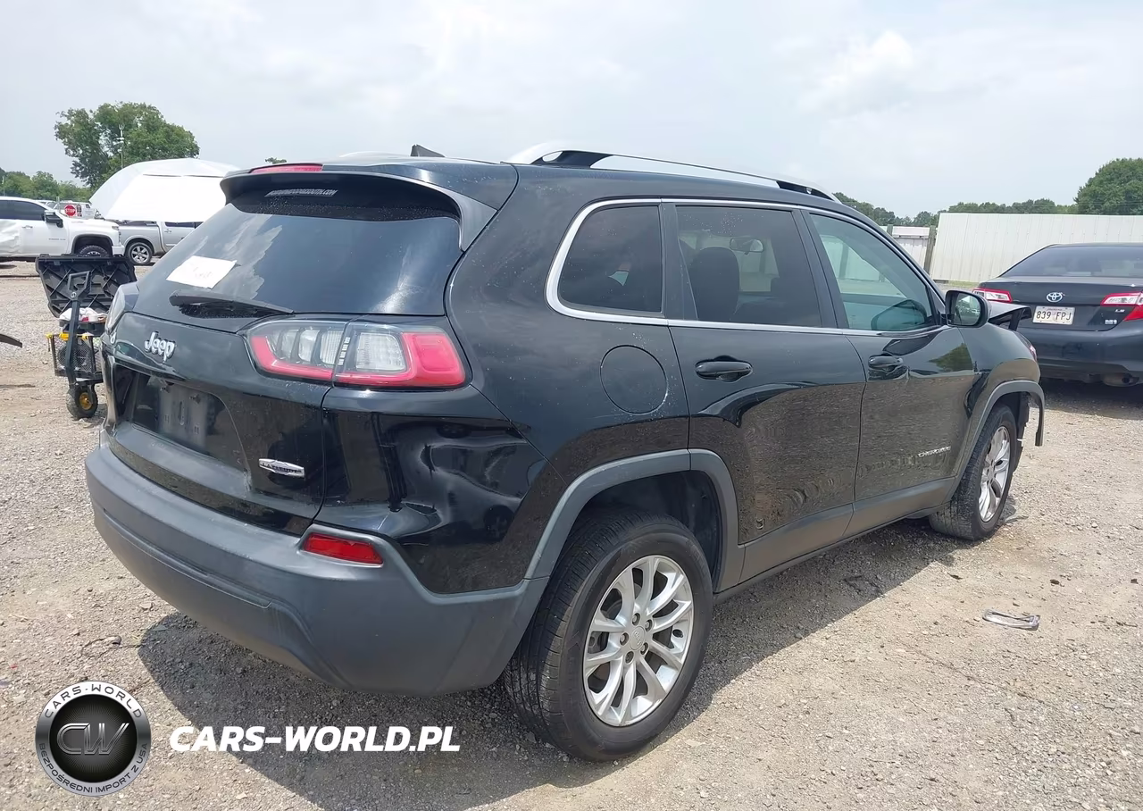 2019 Jeep Cherokee Latitude Fwd VIN:1C4PJLCB2KD175789 - 4