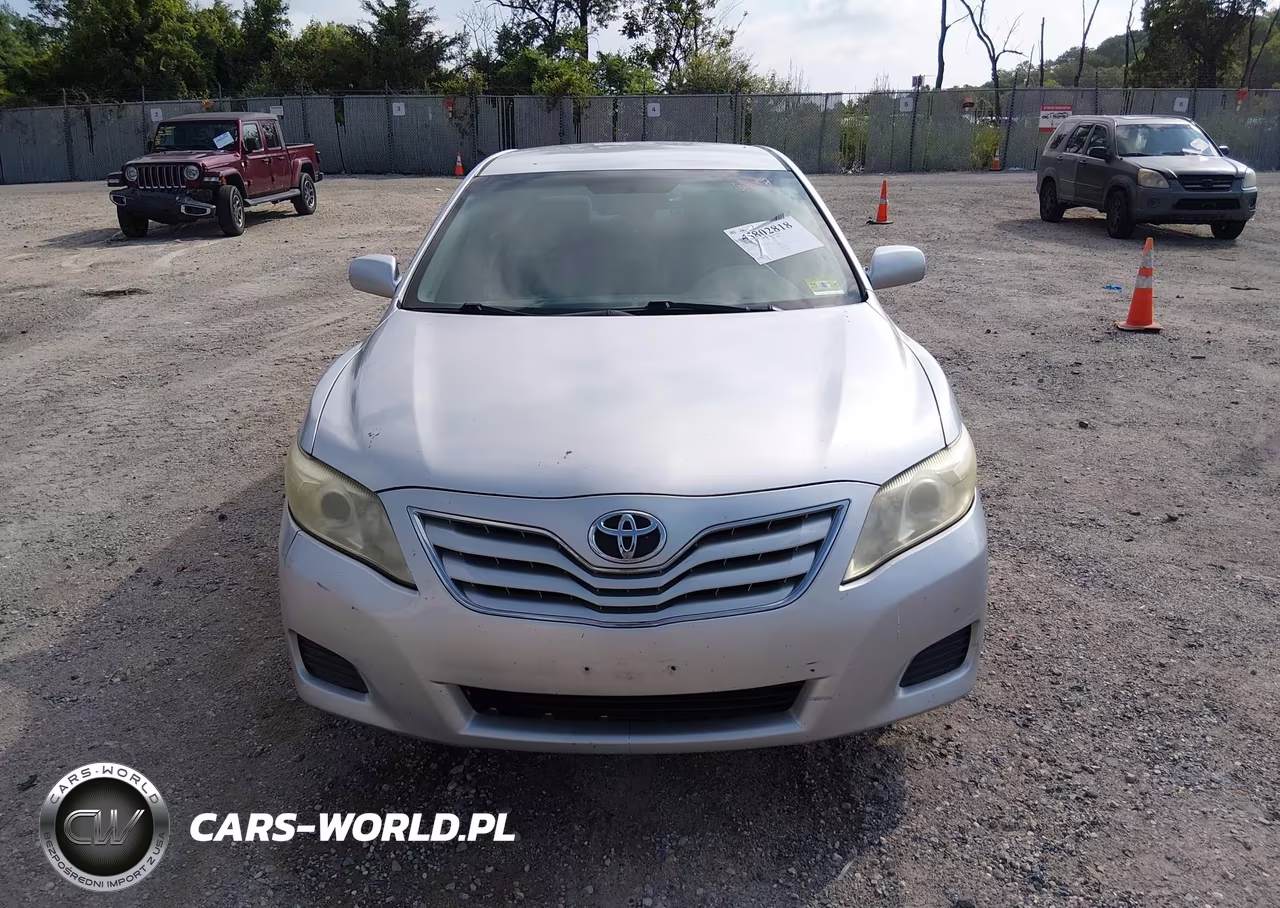 2011 Toyota Camry Le VIN:4T1BF3EK9BU678823 - 12