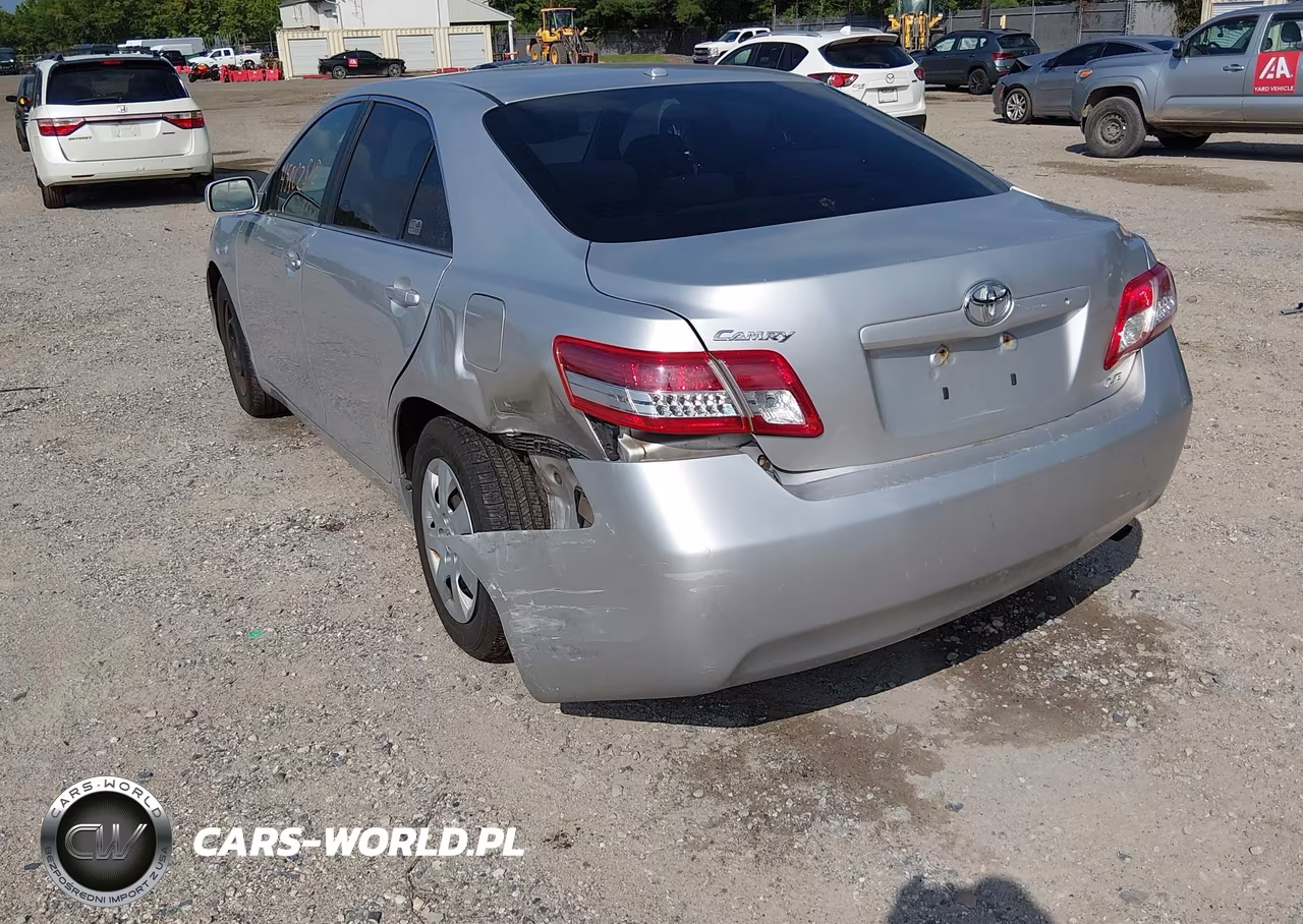 2011 Toyota Camry Le VIN:4T1BF3EK9BU678823 - 18