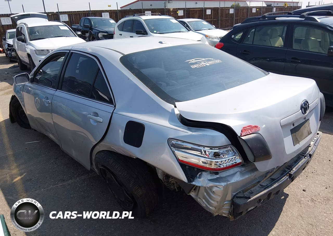 2011 Toyota Camry Le VIN:4T1BF3EK6BU211195 - 3