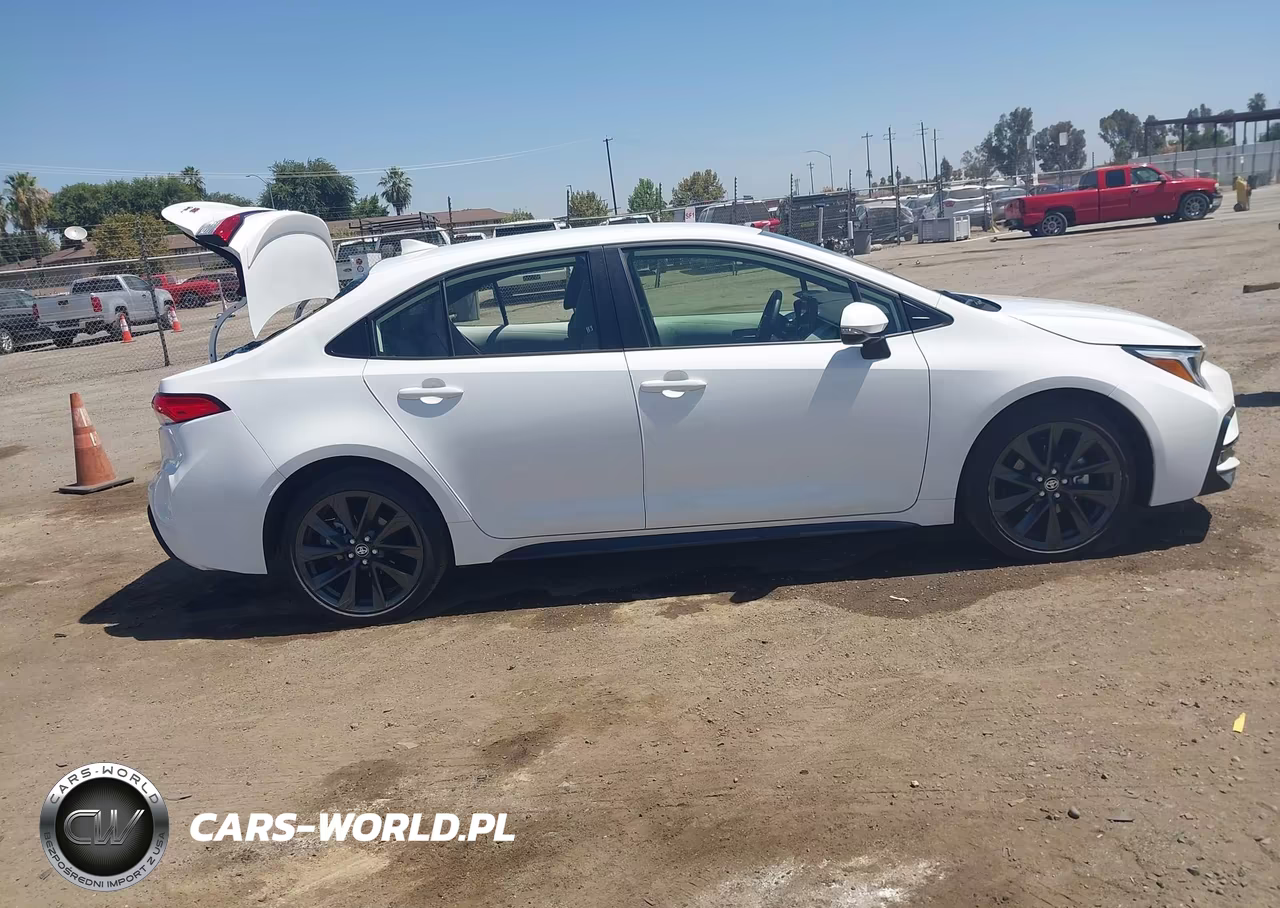 2026 Toyota Corolla Hybrid Hybrid Se VIN:JTDBCMFEXT3145172 - 14