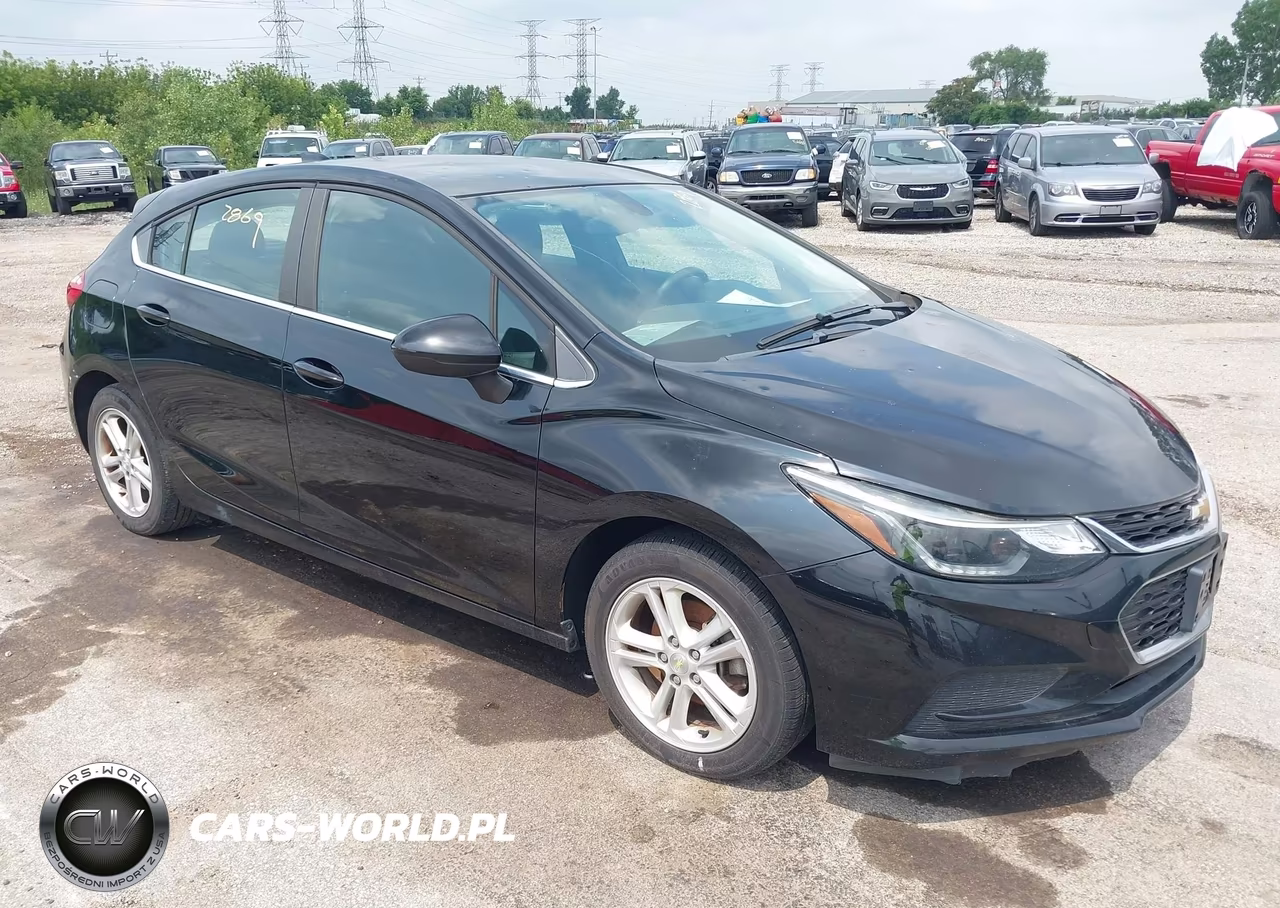 2017 Chevrolet Cruze Lt Auto – zdjęcie 1 z 17