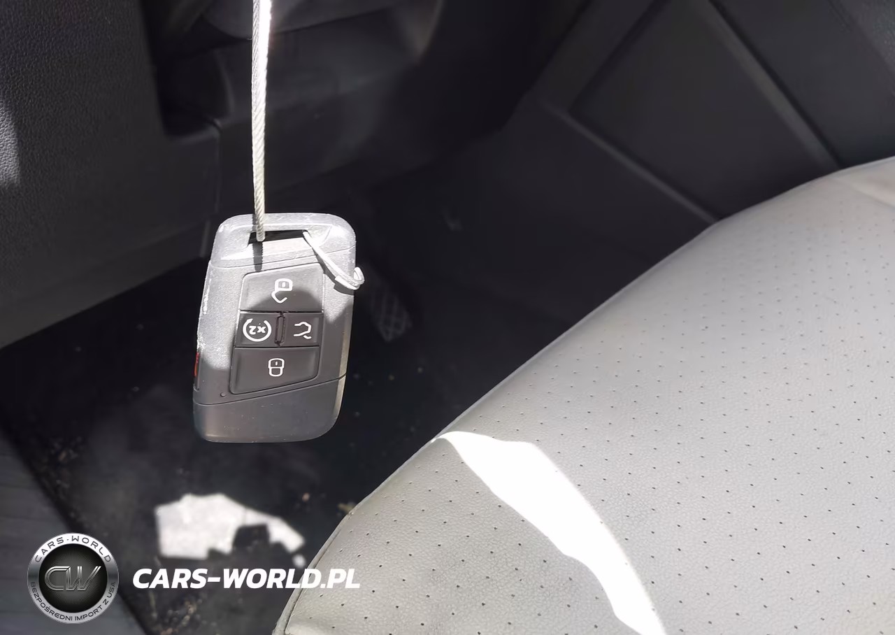 2019 Volkswagen Tiguan VIN:3VV3B7AX6KM079719 - 11