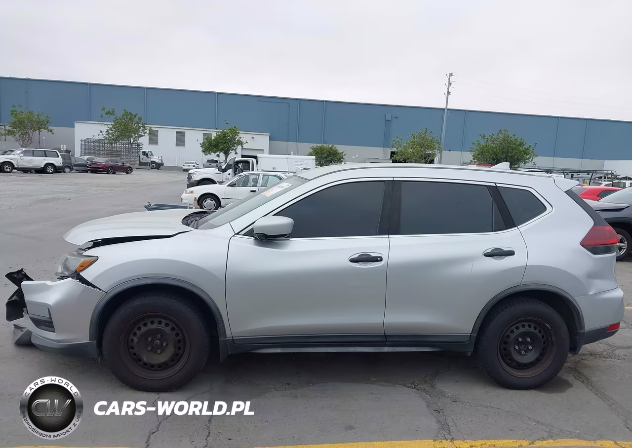2018 Nissan Rogue S VIN:KNMAT2MT2JP511813 - 15