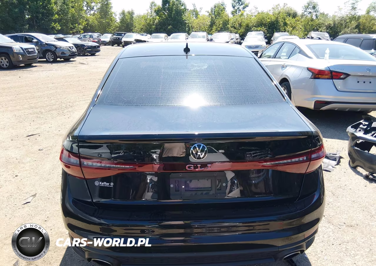 2025 Volkswagen Jetta Gli 2.0T Autobahn VIN:3VW2T7BU2SM021213 - 17