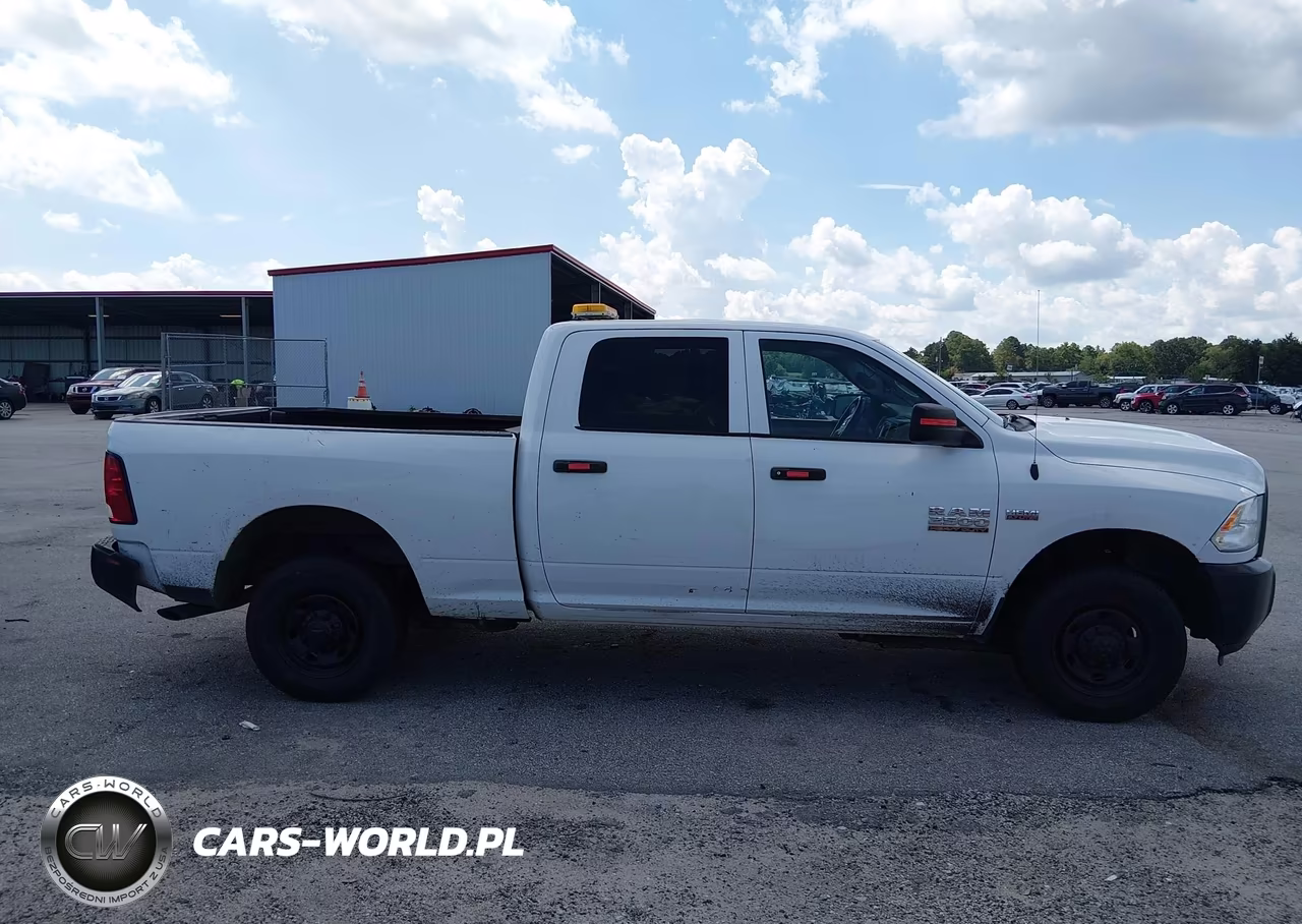 2017 Ram 2500 Tradesman 4X2 6'4 Box VIN:3C6TR4CT6HG623993 - 13
