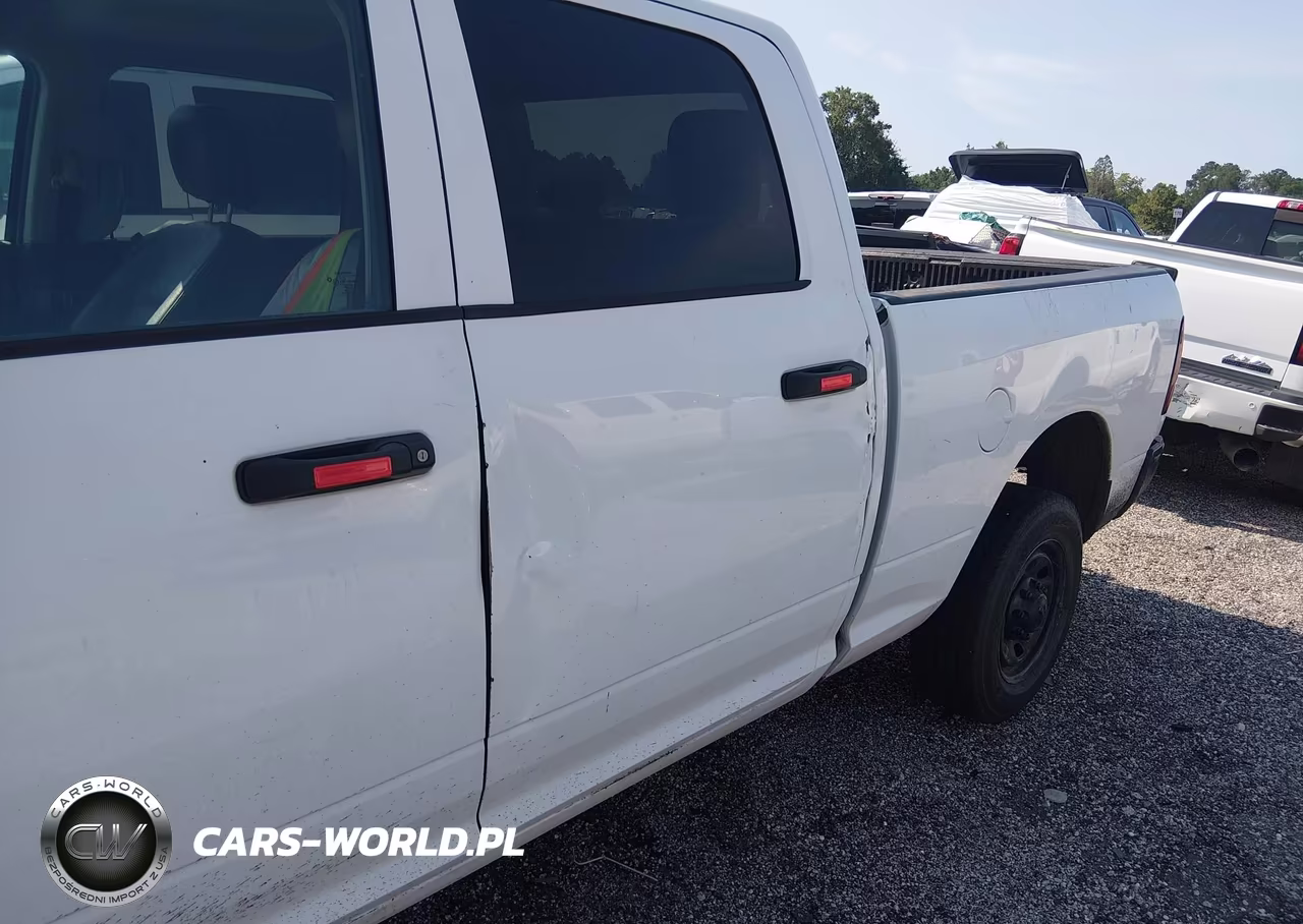 2017 Ram 2500 Tradesman 4X2 6'4 Box VIN:3C6TR4CT6HG623993 - 17