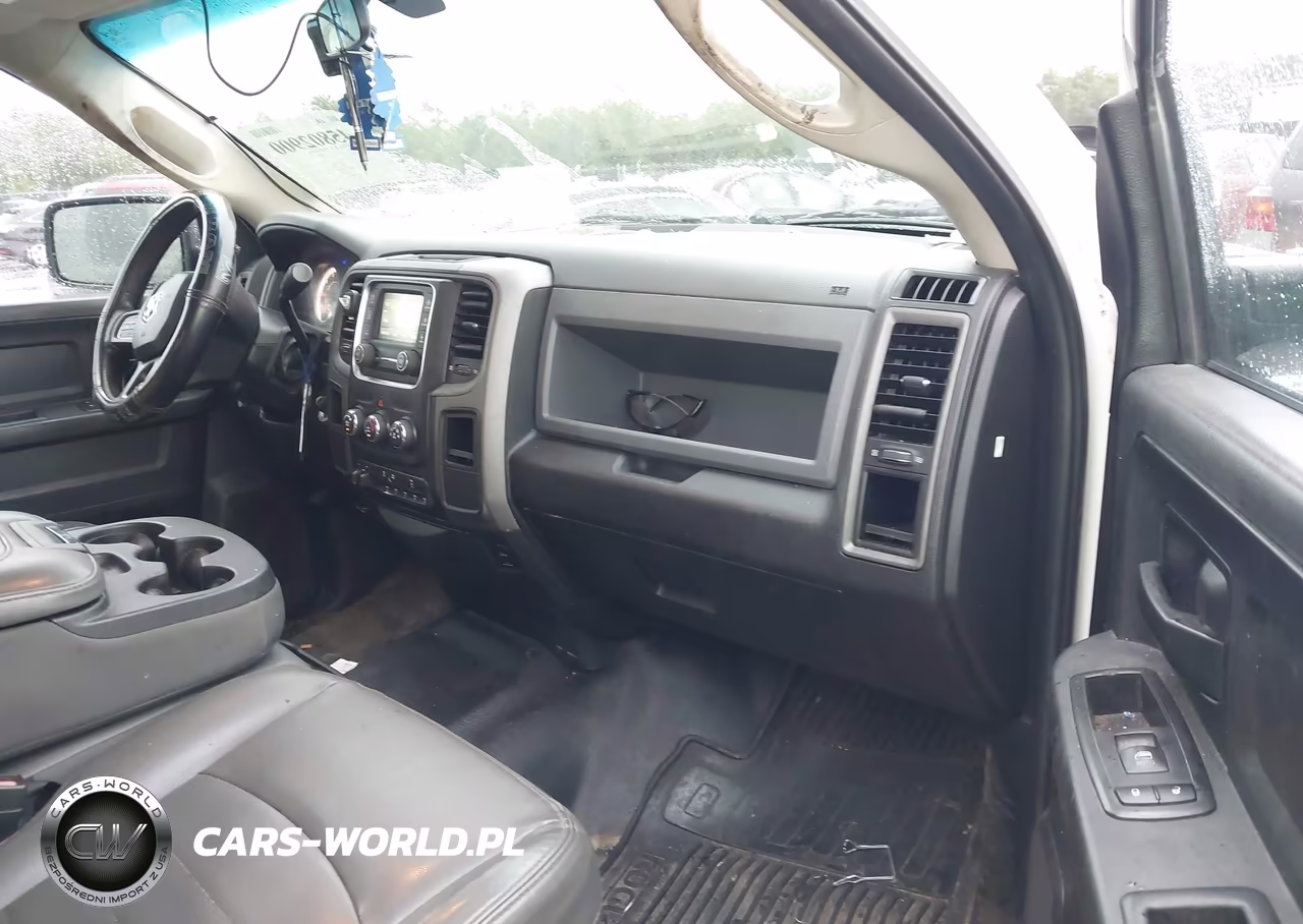 2017 Ram 2500 Tradesman 4X2 6'4 Box VIN:3C6TR4CT6HG623993 - 5