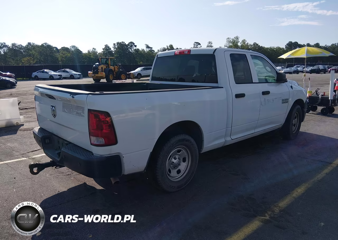 2015 Ram 1500 Tradesman VIN:1C6RR6FG5FS645901 - 4