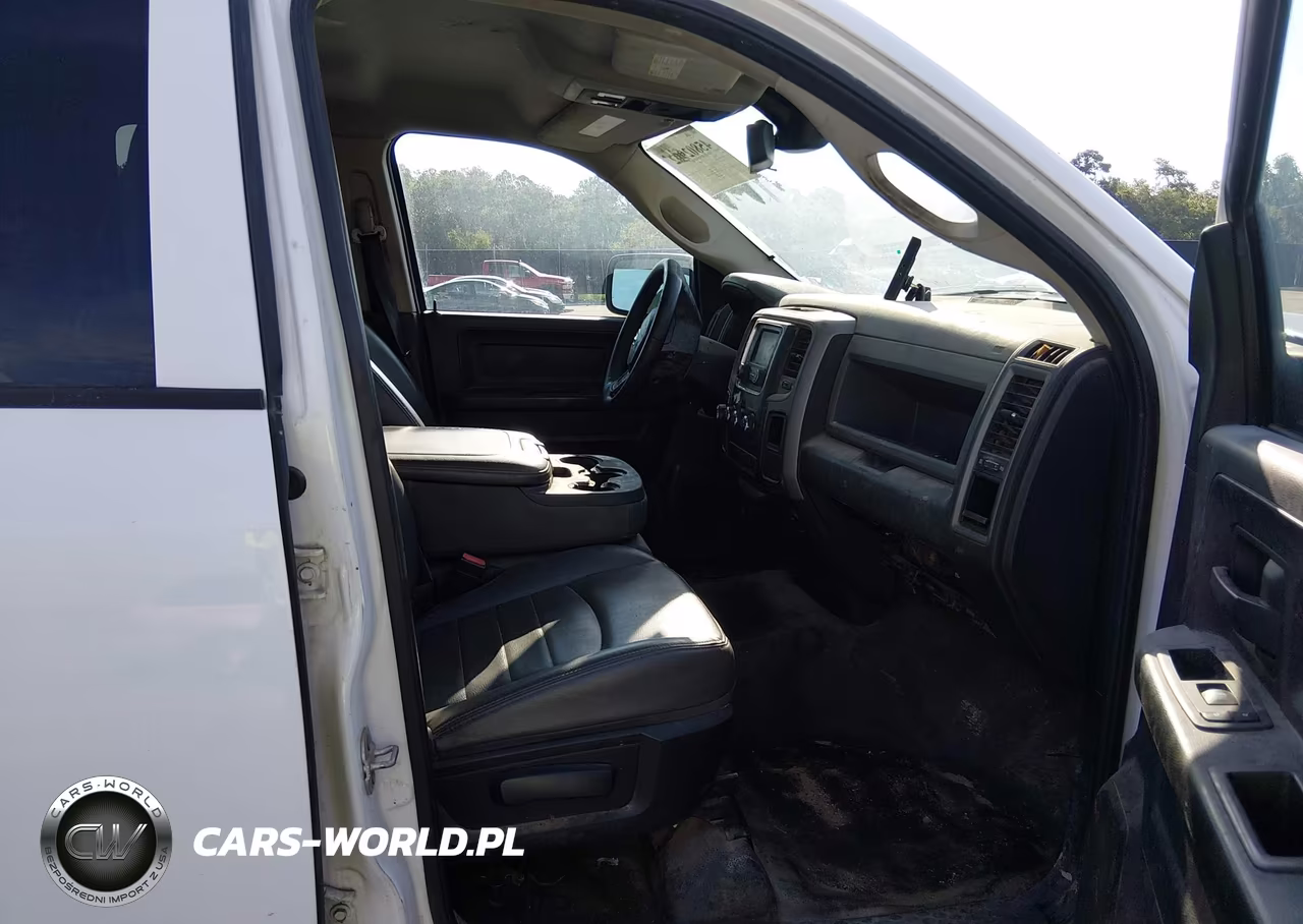 2015 Ram 1500 Tradesman VIN:1C6RR6FG5FS645901 - 5