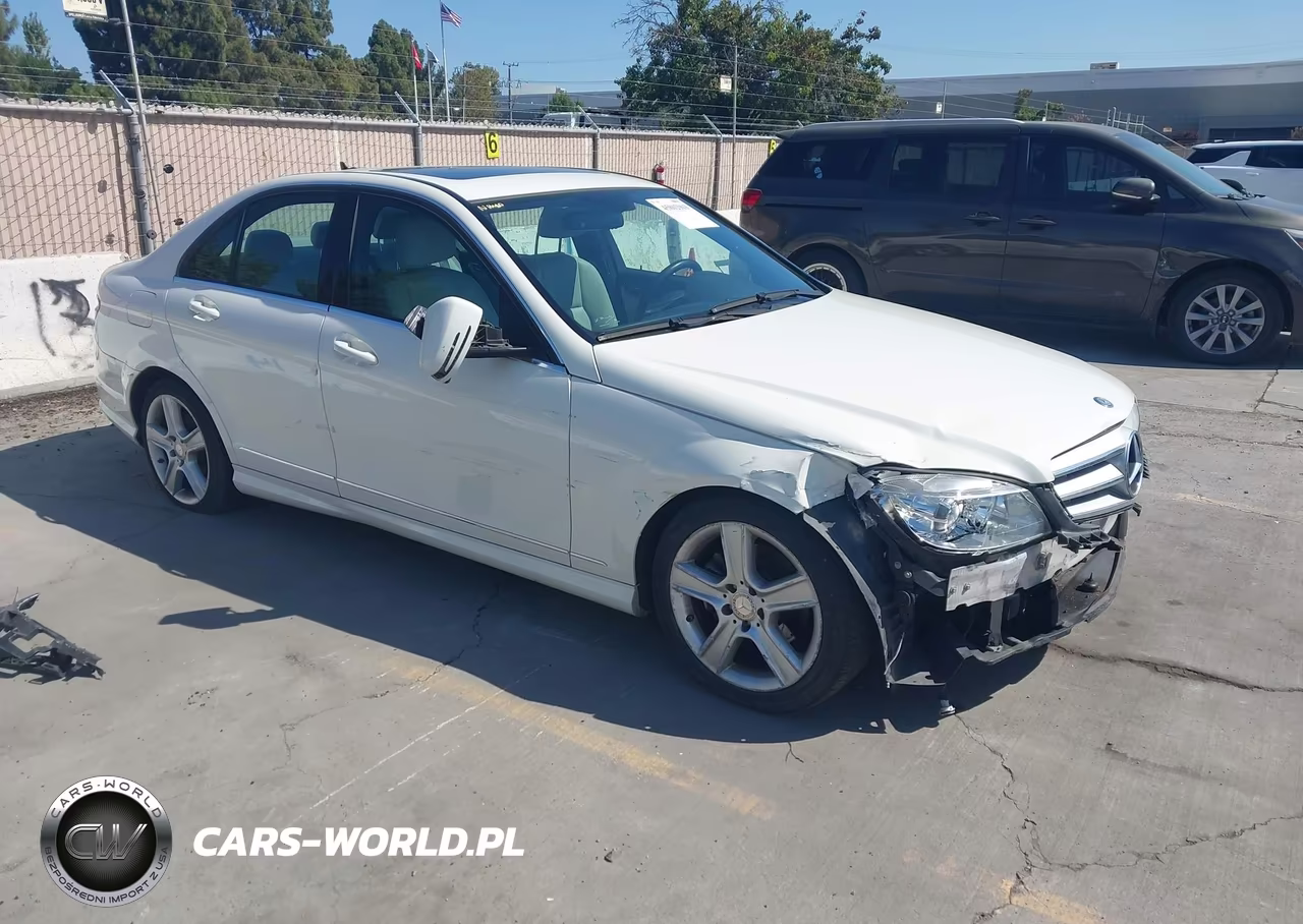 2010 Mercedes-Benz C 300 Sport