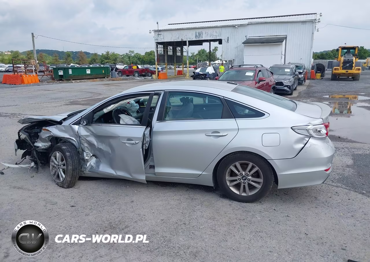 2016 Hyundai Sonata Se VIN:5NPE24AF7GH320357 - 14