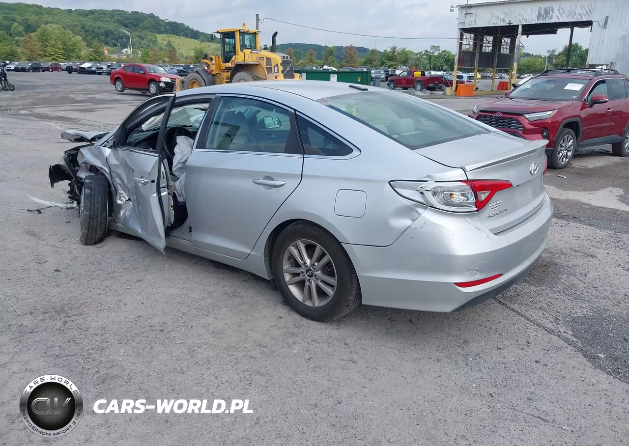 2016 Hyundai Sonata Se VIN:5NPE24AF7GH320357 - 3