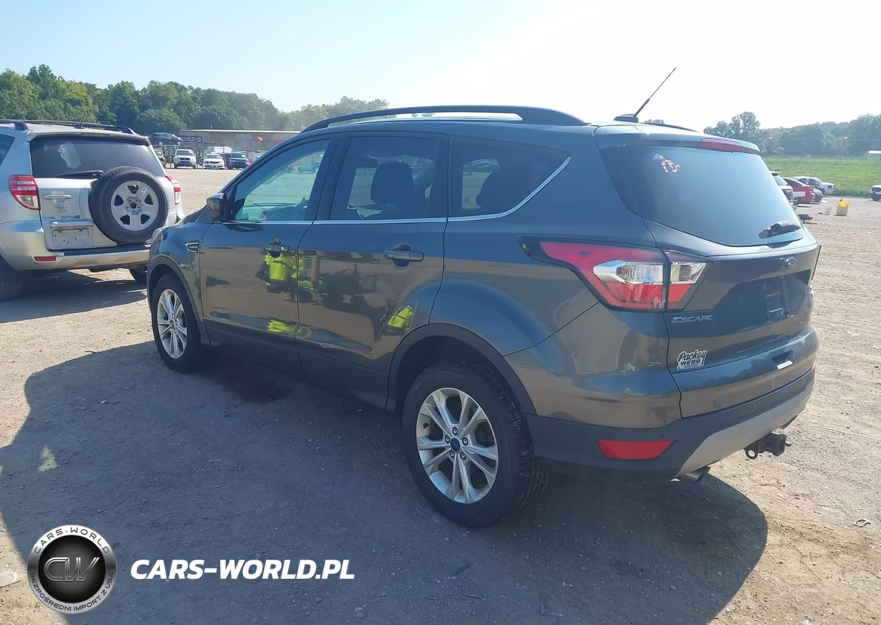 2017 Ford Escape Se VIN:1FMCU0G97HUD49727 - 3