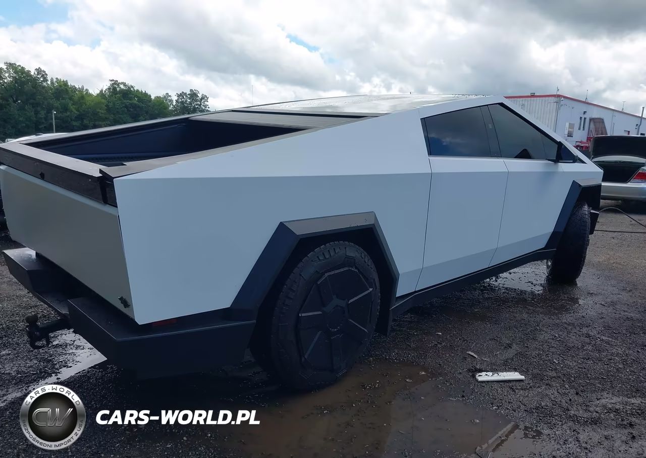 2025 Tesla Cybertruck Cyberbeast VIN:7G2CEHEE9SA060522 - 4