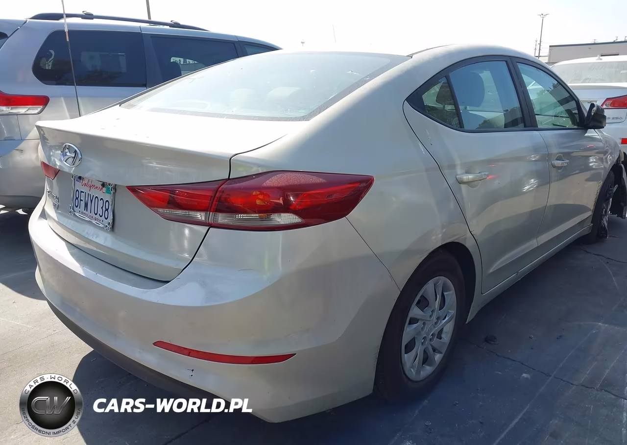 2018 Hyundai Elantra Se VIN:KMHD74LF8JU599983 - 4