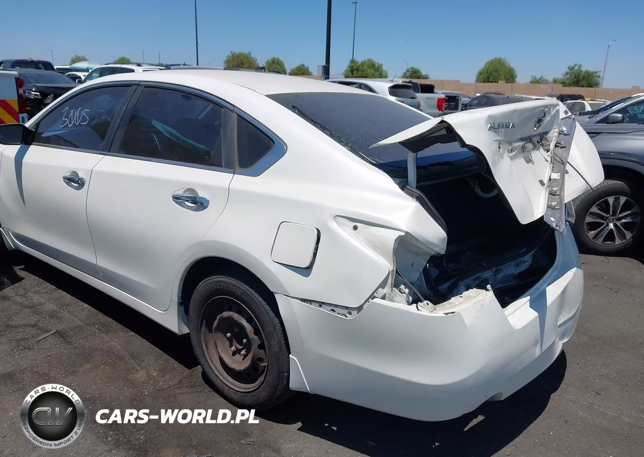 2015 Nissan Altima 2.5 S VIN:1N4AL3AP3FC272595 - 3