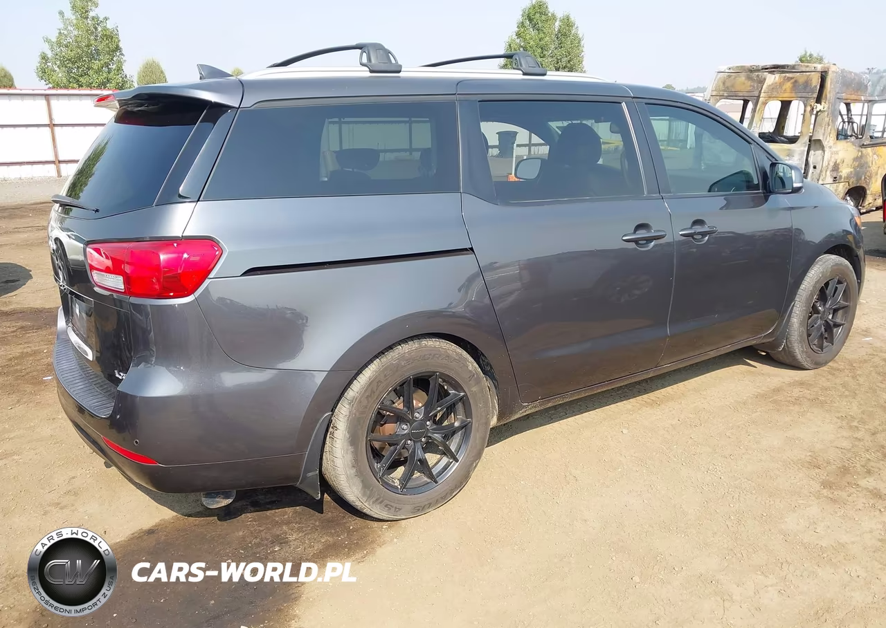 2018 Kia Sedona Lx VIN:KNDMB5C12J6399537 - 4