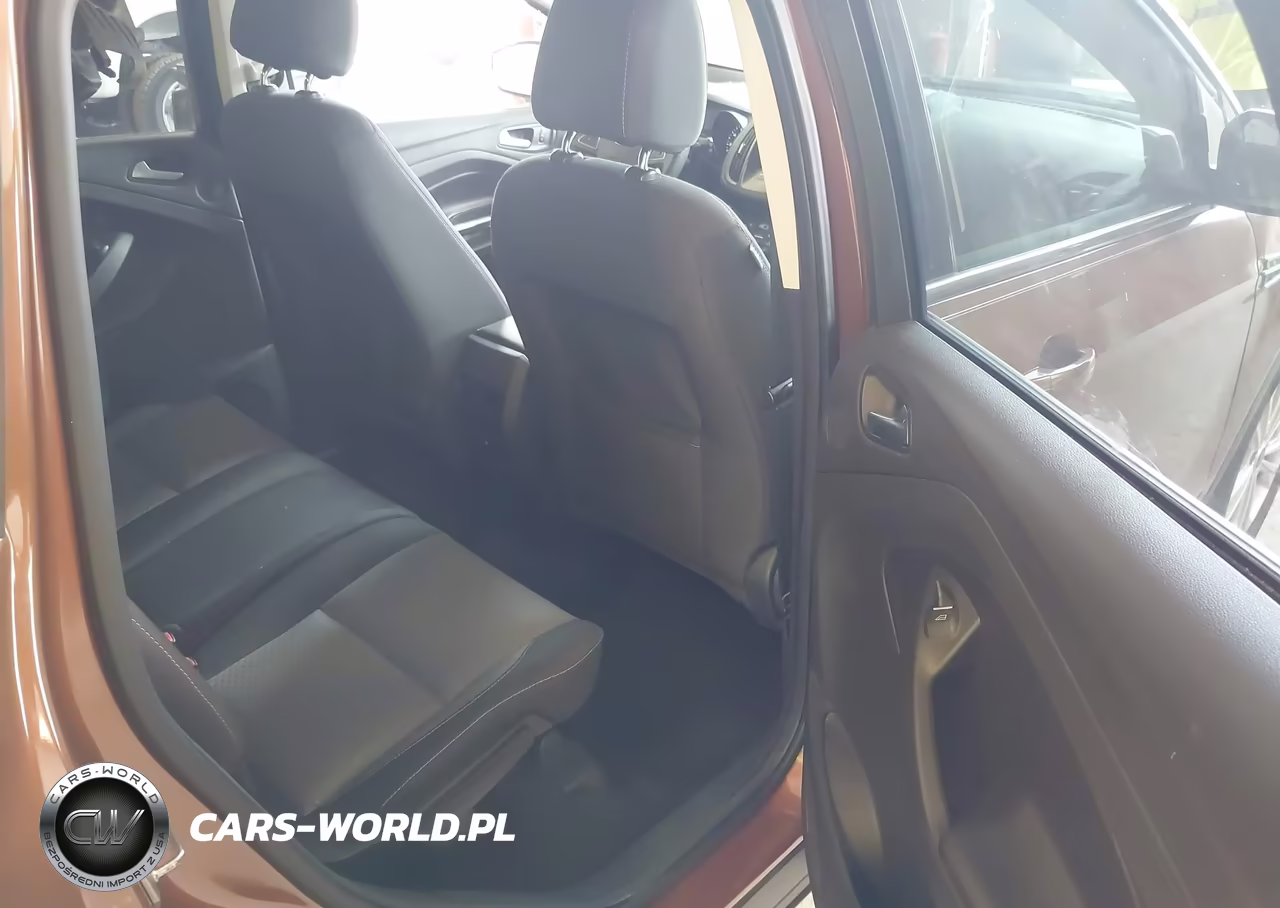 2017 Ford Escape Se VIN:1FMCU9GD7HUC23893 - 8