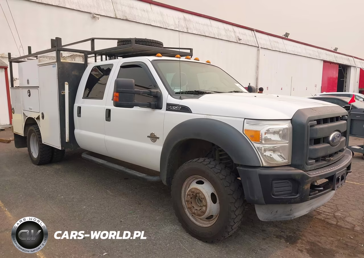 2015 Ford F-550 Chassis Xl