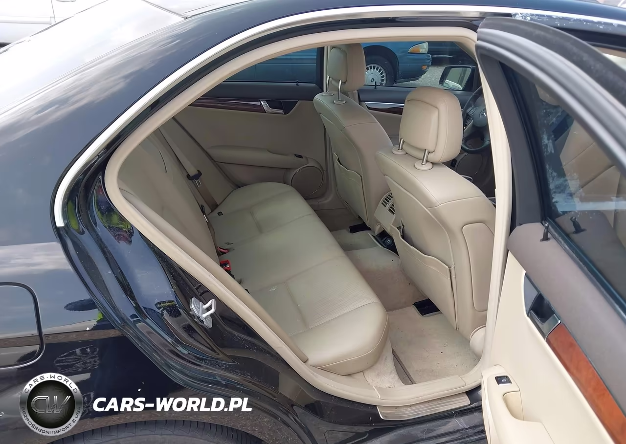 2011 Mercedes-Benz C 300 Luxury-Sport VIN:WDDGF5EB1BR140101 - 8