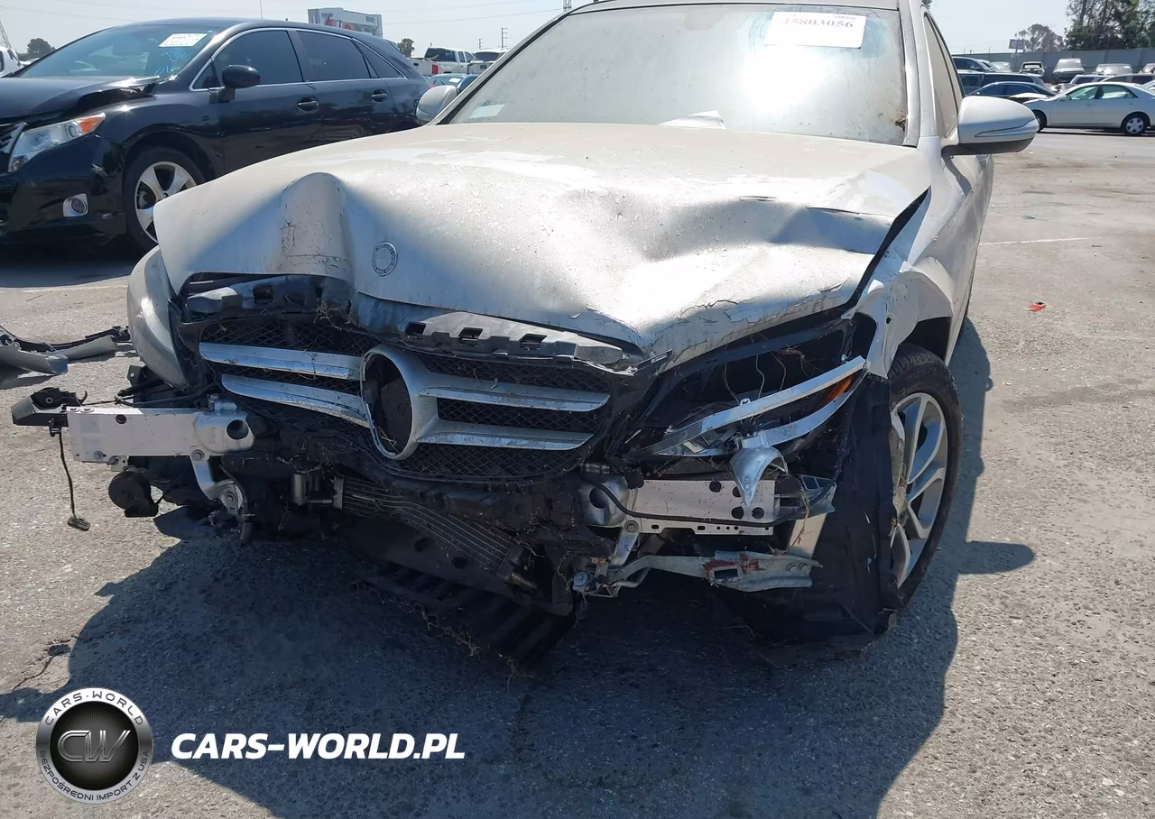 2015 Mercedes-Benz C 300 4Matic VIN:55SWF4KB9FU007665 - 6
