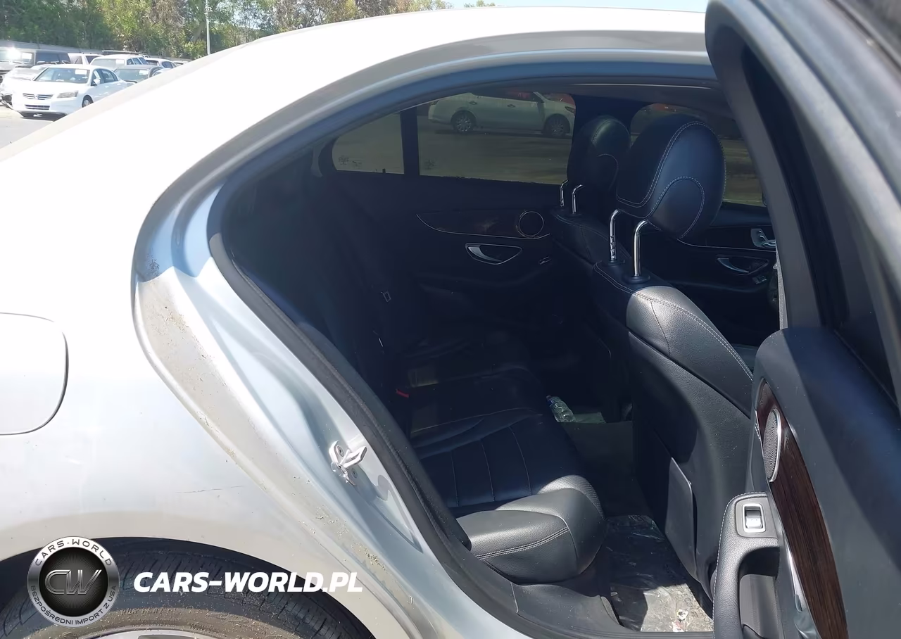 2015 Mercedes-Benz C 300 4Matic VIN:55SWF4KB9FU007665 - 8