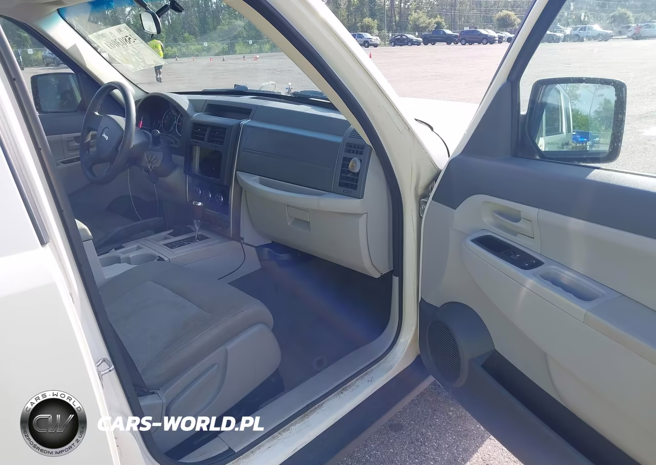 2008 Jeep Liberty Sport VIN:1J8GN28K98W258567 - 5