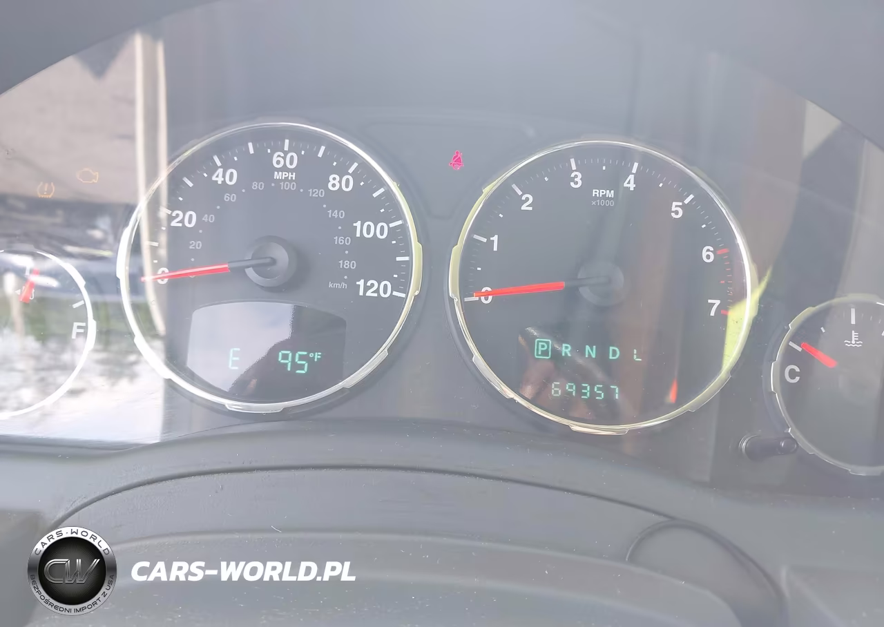 2008 Jeep Liberty Sport VIN:1J8GN28K98W258567 - 7