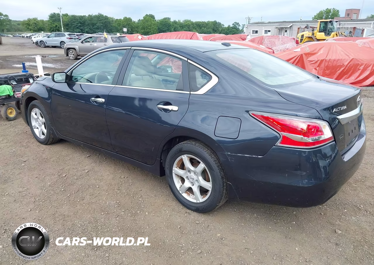 2015 Nissan Altima 2.5 Sv VIN:1N4AL3AP2FC460668 - 3