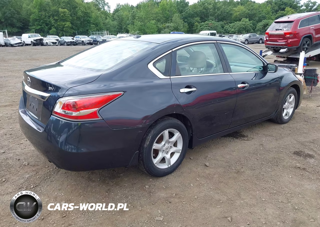 2015 Nissan Altima 2.5 Sv VIN:1N4AL3AP2FC460668 - 4