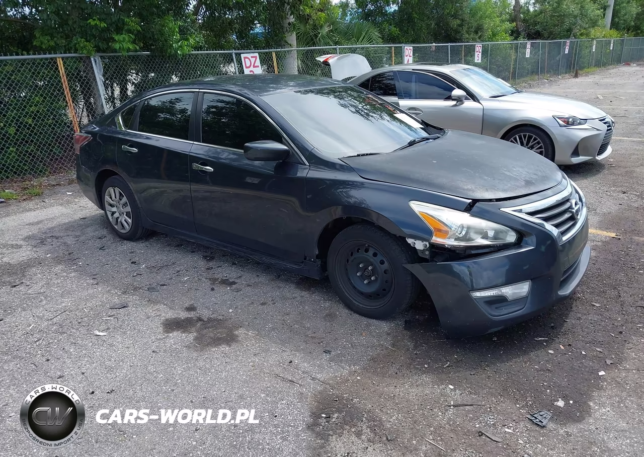 2014 Nissan Altima 2.5 S – zdjęcie 1 z 17