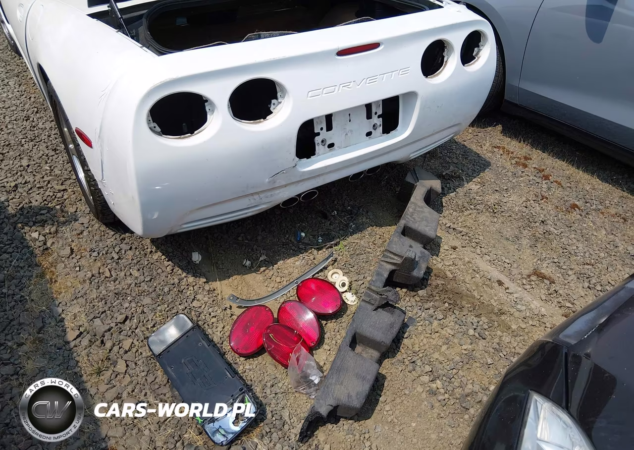 2004 Chevrolet Corvette VIN:1G1YY32GX45107744 - 12