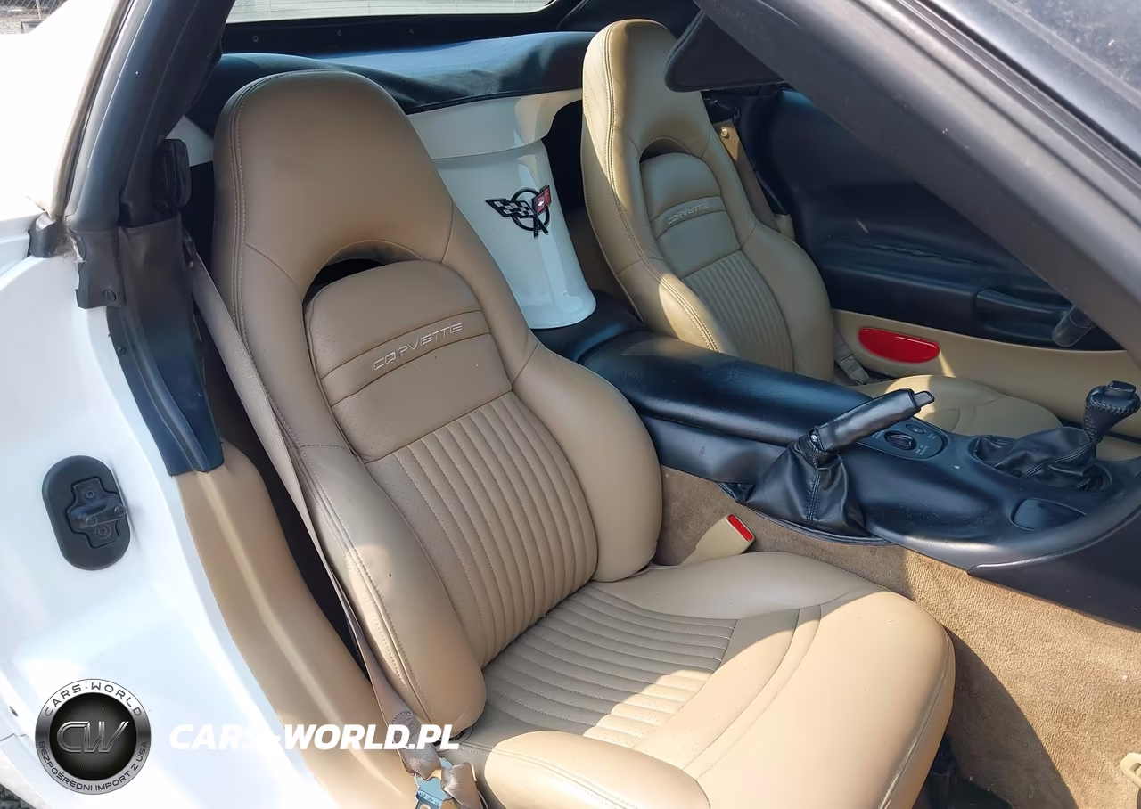2004 Chevrolet Corvette VIN:1G1YY32GX45107744 - 8