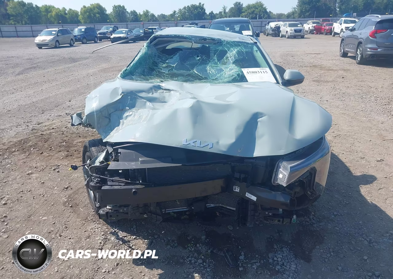 2025 Kia K4 Lxs VIN:3KPFT4DE9SE110201 - 12