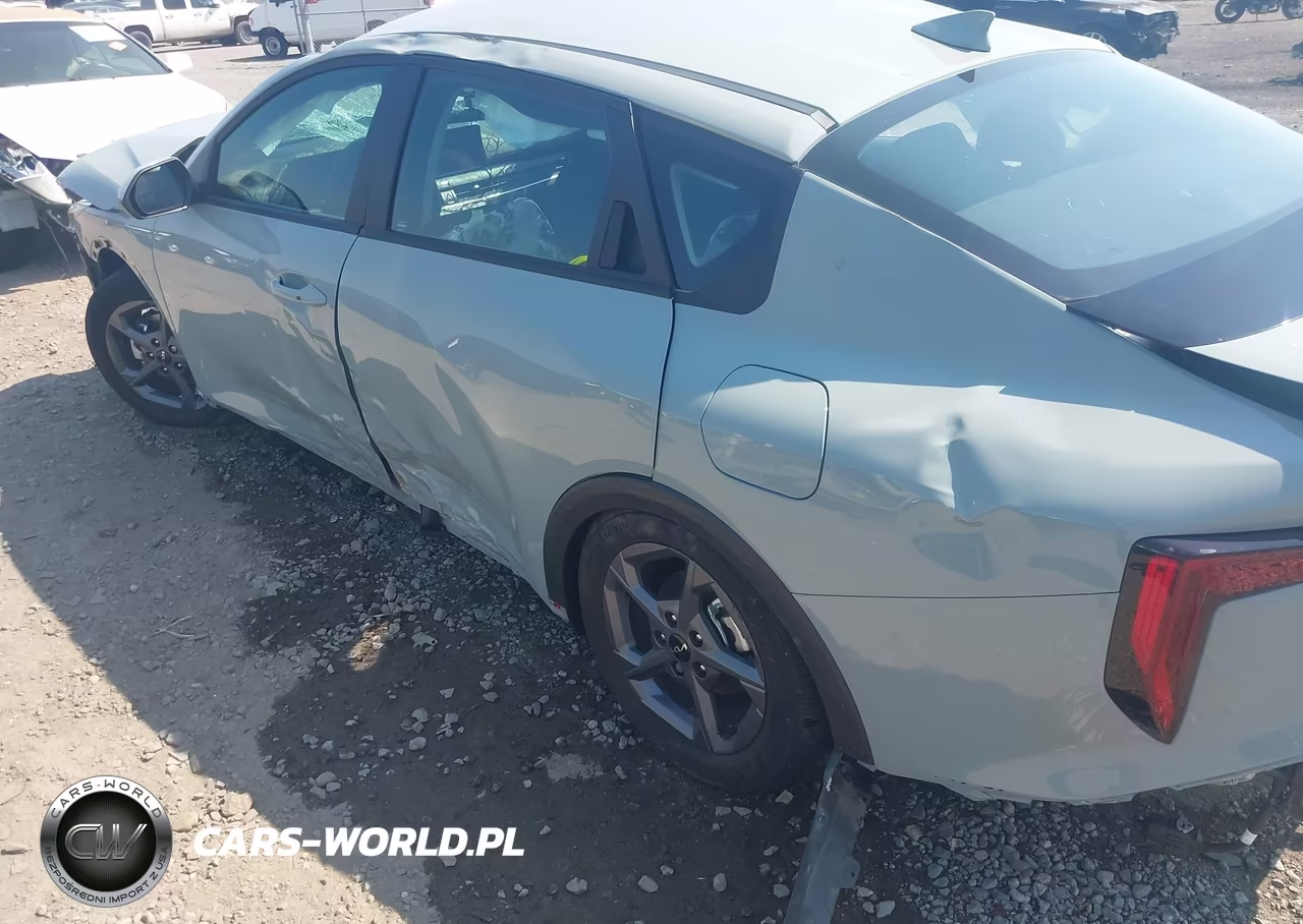 2025 Kia K4 Lxs VIN:3KPFT4DE9SE110201 - 19