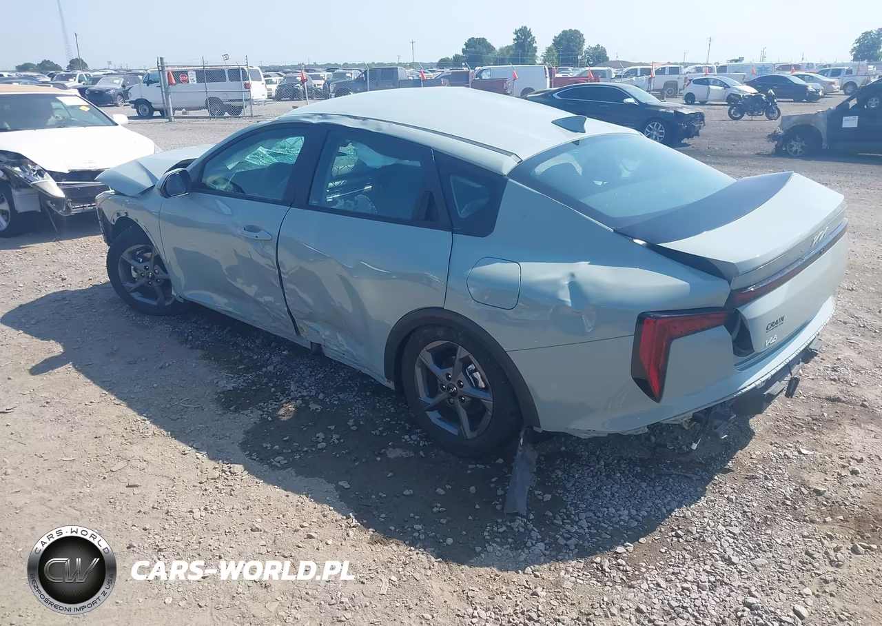 2025 Kia K4 Lxs VIN:3KPFT4DE9SE110201 - 3