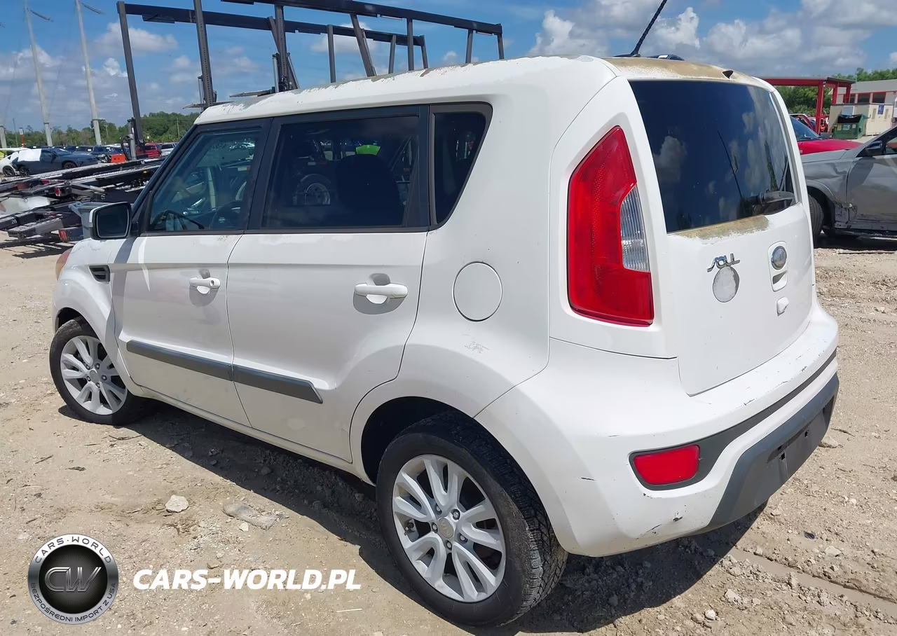 2013 Kia Soul + VIN:KNDJT2A64D7506437 - 3