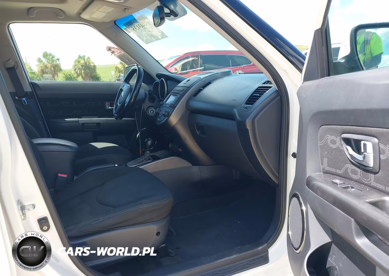 2013 Kia Soul + VIN:KNDJT2A64D7506437 - 5