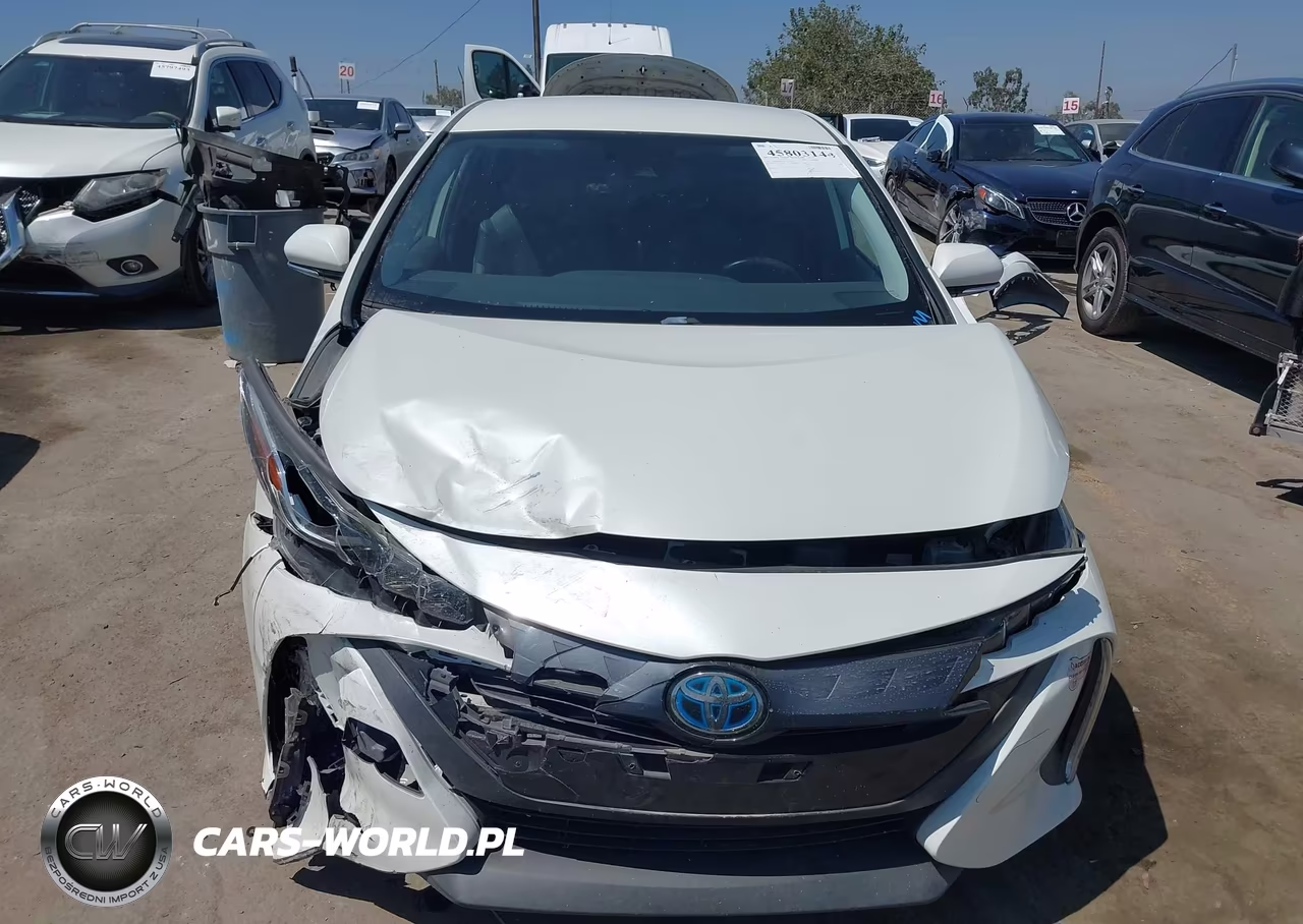 2020 Toyota Prius Prime Xle VIN:JTDKARFPXL3141577 - 12