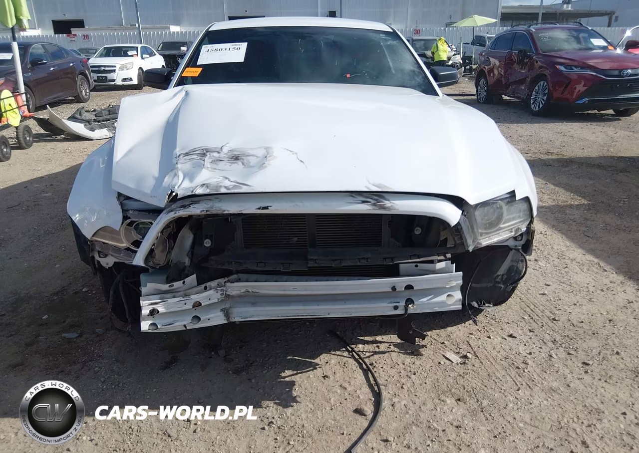 2014 Ford Mustang V6 VIN:1ZVBP8AM4E5224142 - 6