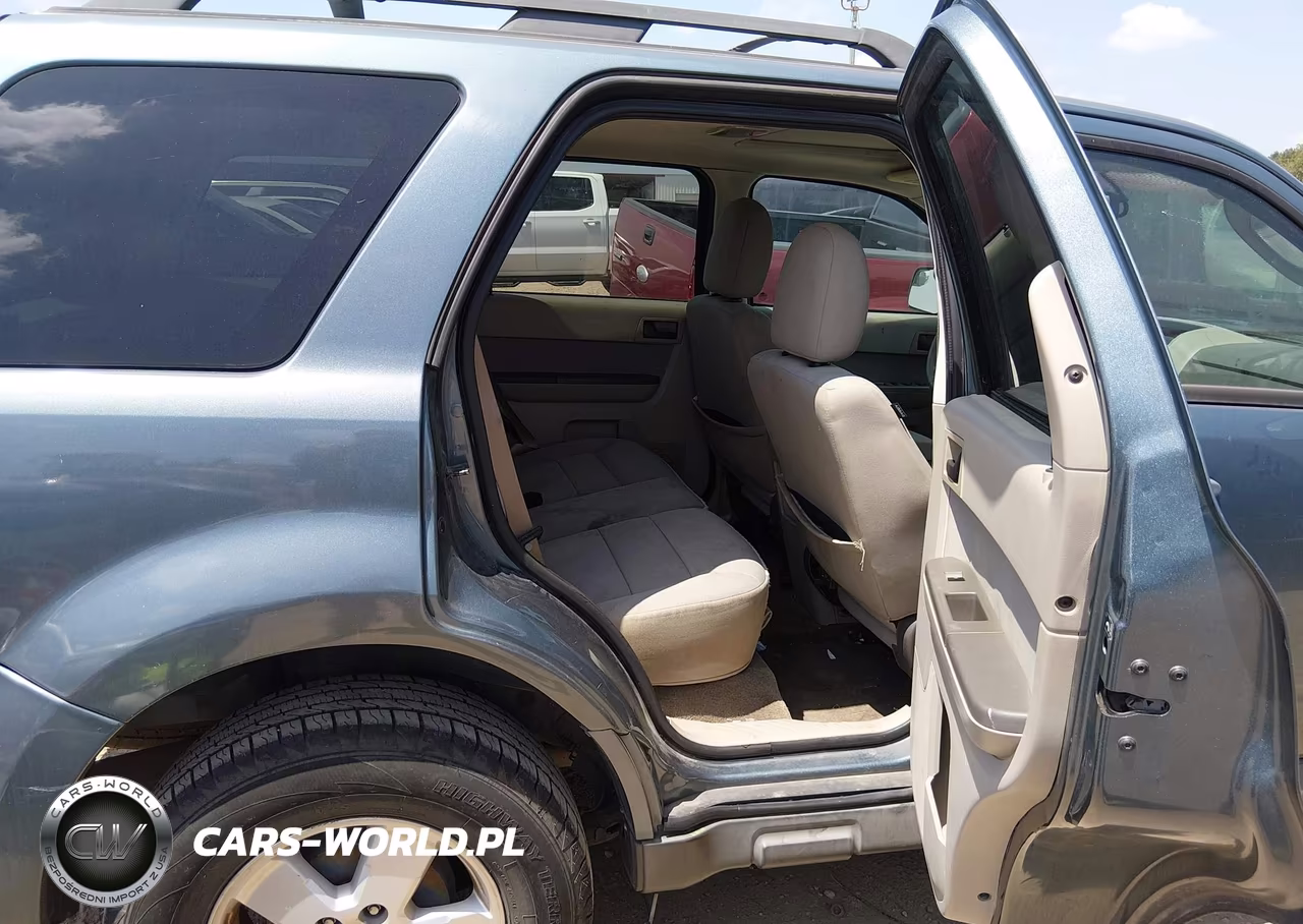 2010 Ford Escape Xlt VIN:1FMCU0DG5AKD45325 - 8