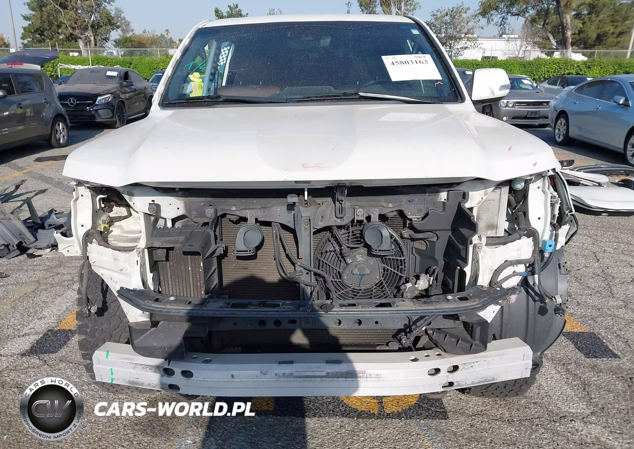 2019 Toyota Land Cruiser V8 VIN:JTMCY7AJ5K4076959 - 18