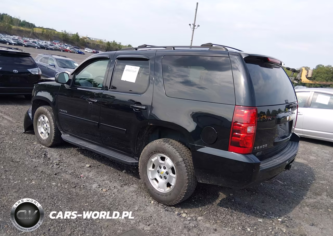 2011 Chevrolet Tahoe Ls VIN:1GNSKAE04BR393220 - 3