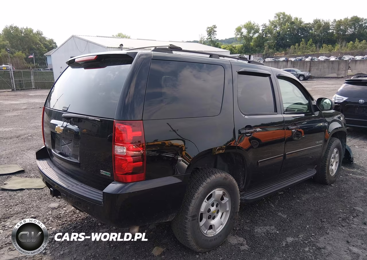 2011 Chevrolet Tahoe Ls VIN:1GNSKAE04BR393220 - 4