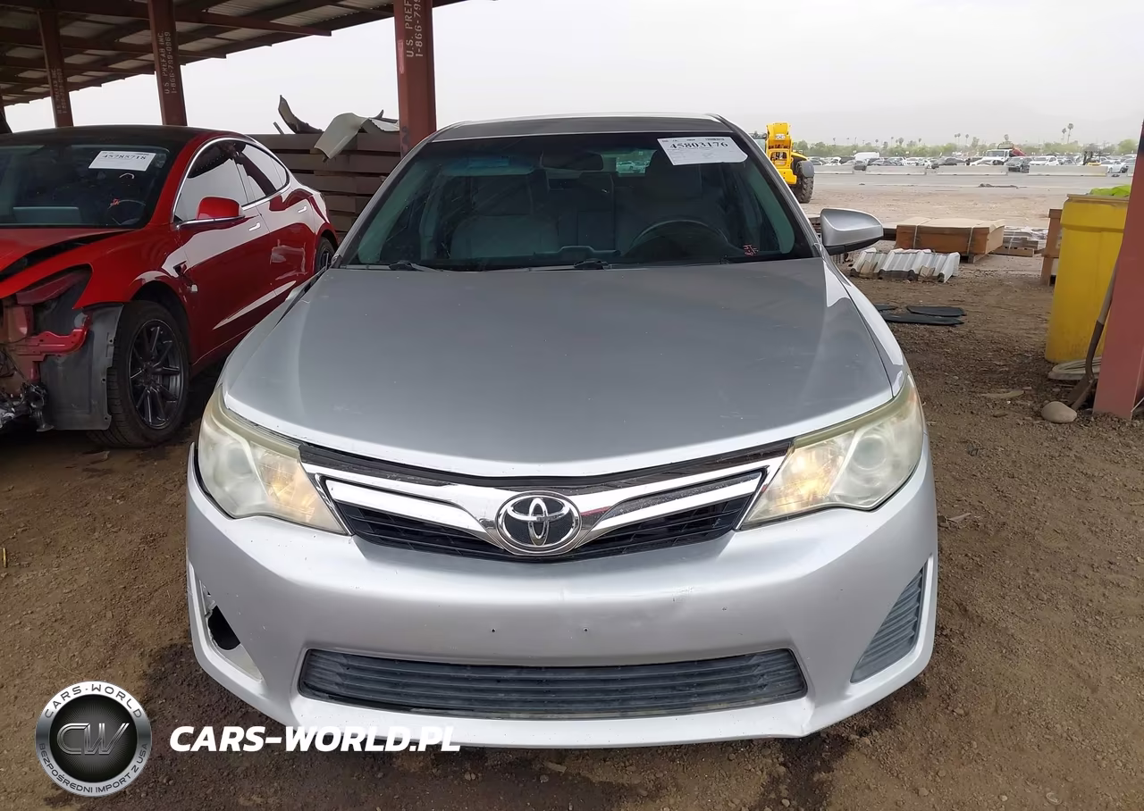 2014 Toyota Camry Le VIN:4T4BF1FKXER419996 - 12
