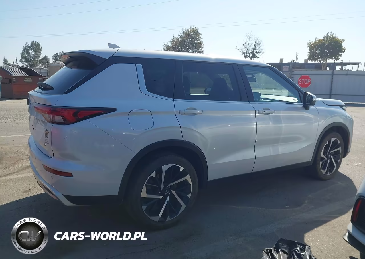 2024 Mitsubishi Outlander Se 2.5 S-Awc-Se Black Edition S-Awc-Se Black Edition W-Pano Roof S-Awc-Se Ralliart S-Awc VIN:JA4J4VA82RZ033269 - 13