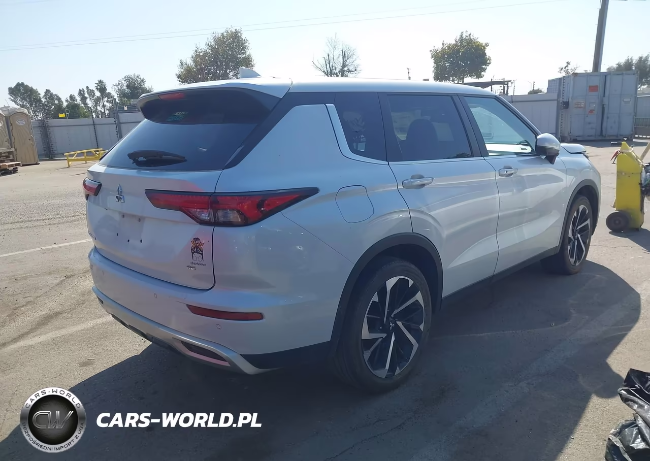 2024 Mitsubishi Outlander Se 2.5 S-Awc-Se Black Edition S-Awc-Se Black Edition W-Pano Roof S-Awc-Se Ralliart S-Awc VIN:JA4J4VA82RZ033269 - 4