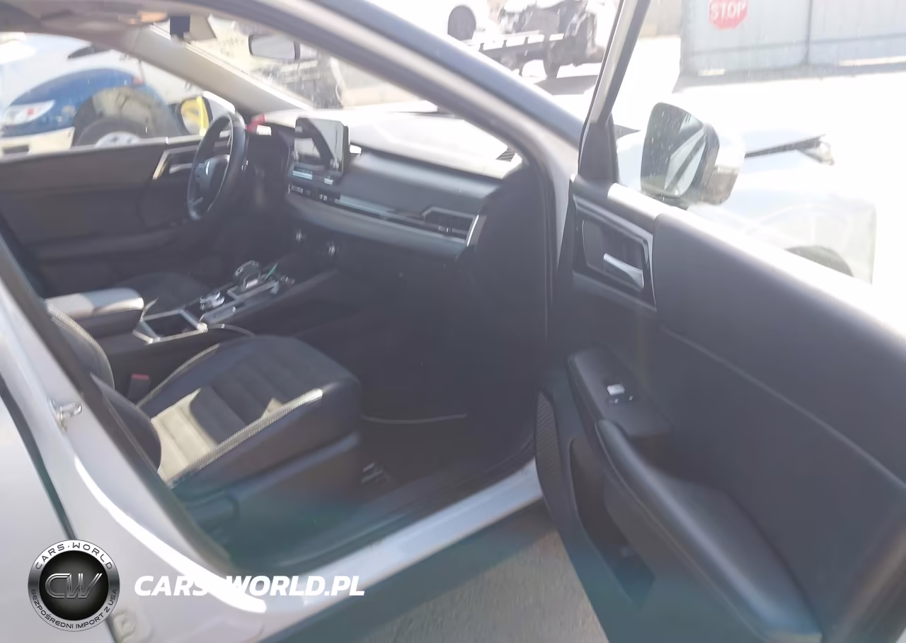 2024 Mitsubishi Outlander Se 2.5 S-Awc-Se Black Edition S-Awc-Se Black Edition W-Pano Roof S-Awc-Se Ralliart S-Awc VIN:JA4J4VA82RZ033269 - 5