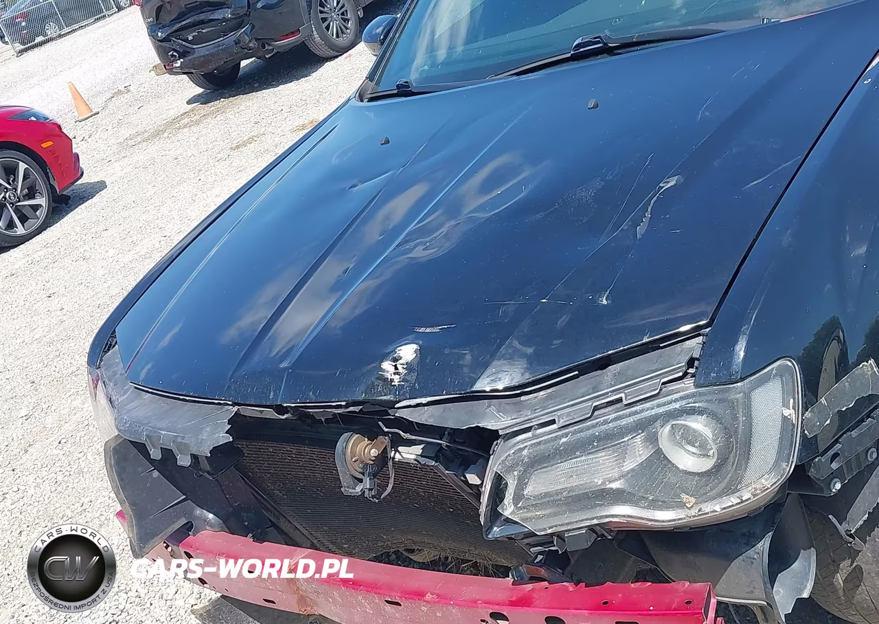 2019 Chrysler 300 VIN:2C3CCABG4KH585446 - 19
